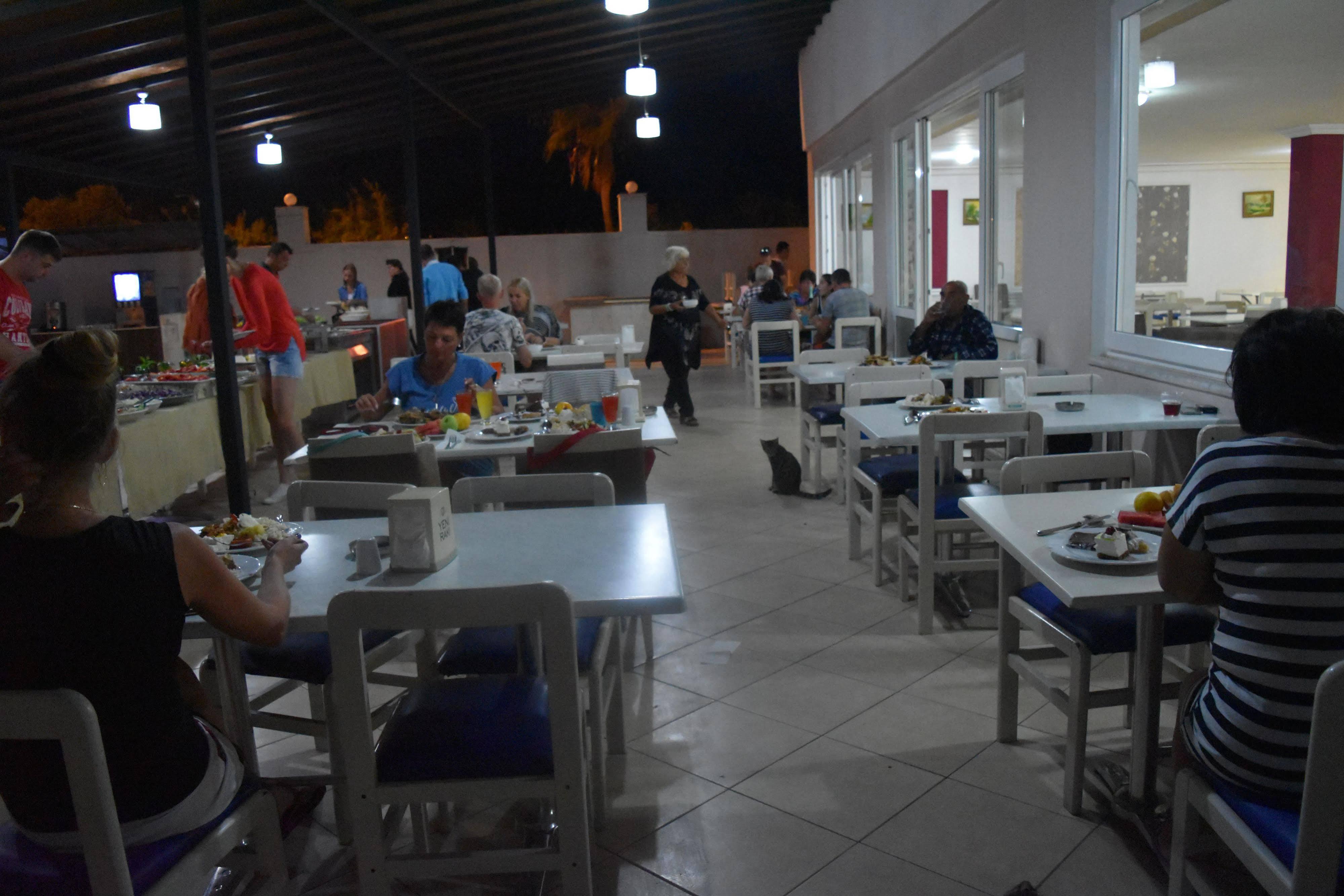 Ares Hotel เกเมร์ ภายนอก รูปภาพ